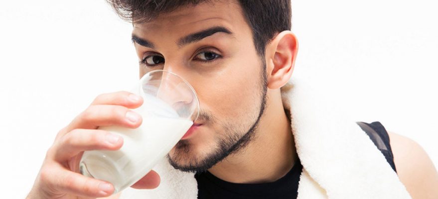 Có nên uống sữa tăng cân không?