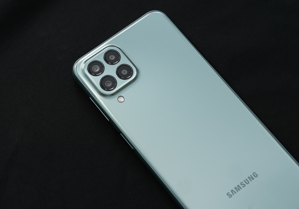 Samsung Galaxy M33 5G có cho mình cụm 4 Camera sau khá ổn